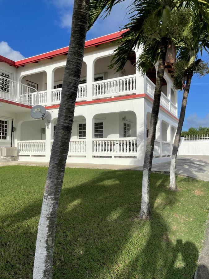 Luxurious One And Two Bedroom Villa คริสเตียนสเต็ด ภายนอก รูปภาพ